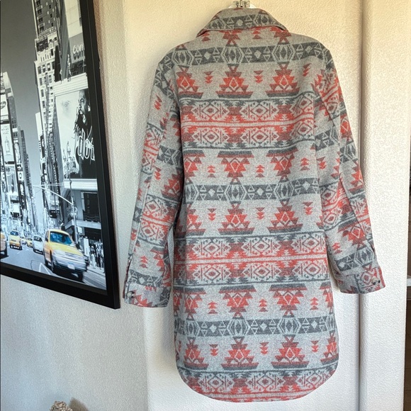 COFFEE SHOP NEW YORK Women's Gray Coat with Orange Aztec Pattern. L - Picture 4 of 14